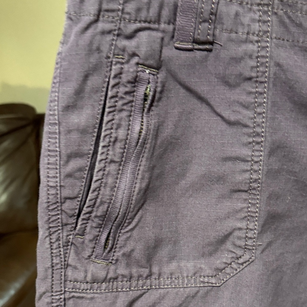 Eddie Bauer Women's Dark Purple Cargo Shorts Mercer Fit - Picture 5 of 6